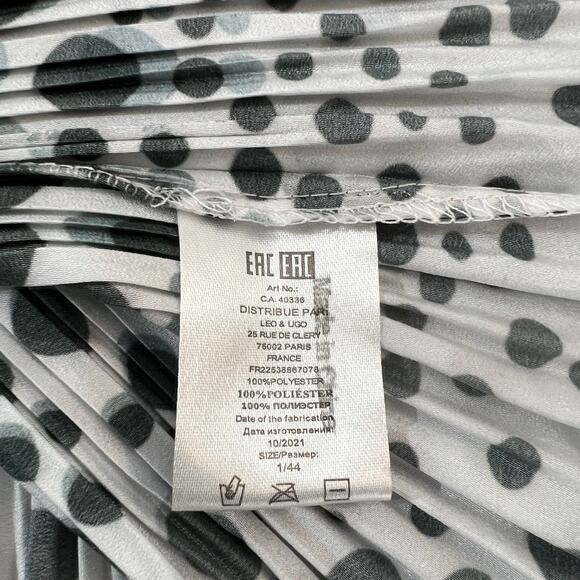 LEO AND UGO PARIS  Black and White Accordian  Pleated Short Sleeve Top Small - Picture 9 of 10